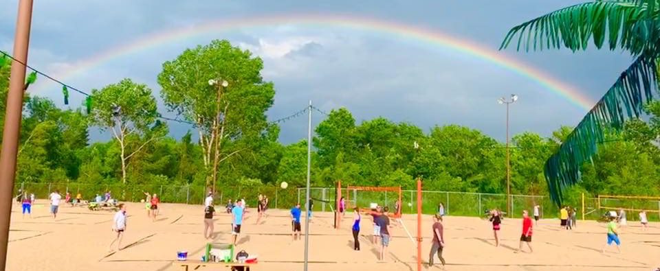 KC’s Best Place to Meet New People – Volleyball Beach!